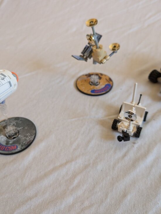 Lego Space Lot - Picture 4 of 6